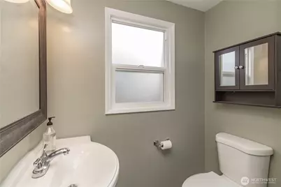 306 122nd St S, Tacoma, WA 98444 - Photo 34