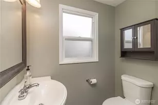 306 122nd St S, Tacoma, WA 98444 - Photo 34