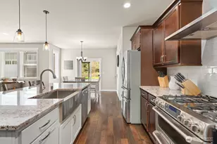 10916 Bay Meadows Ln, Burlington, WA 98233 - Photo 8