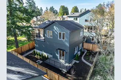 11738 -B 23rd Avenue NE, Seattle, WA 98125 - Photo 1