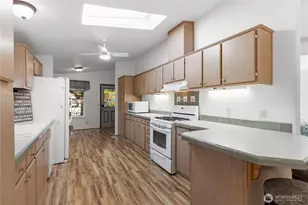 4949 Samish Way, Bellingham, WA 98229 - Photo 10