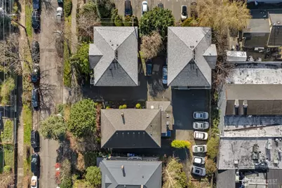 913 917 13th Avenue, Seattle, WA 98122 - Photo 2