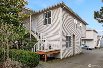 913 917 13th Avenue, Seattle, WA 98122 - Photo 4