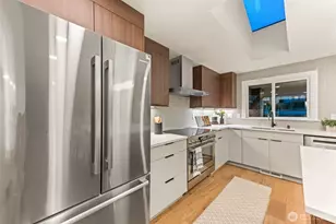 2404 127th Ave SE, Bellevue, WA 98005 - Photo 10