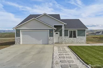 2208 Key Blvd, Milton-Freewater, OR 97862 - Photo 1