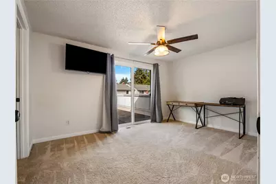 5531 Bridgeport Way W #B, University Place, WA 98467 - Photo 14