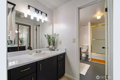 5531 Bridgeport Way W #B, University Place, WA 98467 - Photo 18