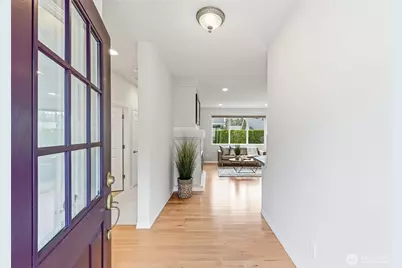 24547 NE Vine Maple Way, Redmond, WA 98053 - Photo 4