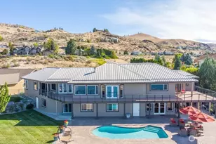 333 Highpoint Pl, Chelan, WA 98816 - Photo 4