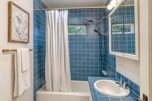 2337 NE 86th St, Seattle, WA 98115 - Photo 14