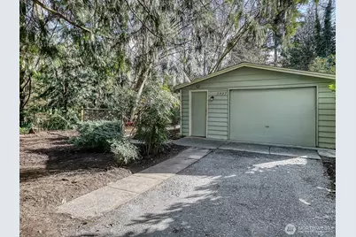 2337 NE 86th Street, Seattle, WA 98115 - Photo 18