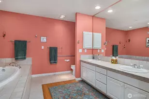 6042 Seaview Ave NW, Seattle, WA 98107 - Photo 16