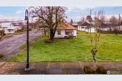 421 Davidson Avenue, Woodland, WA 98674 - Photo 10