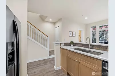 12701 SE 41st Place #316, Bellevue, WA 98006 - Photo 12