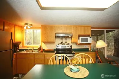 25691 E Valley View Drive, Lincoln, WA 99147 - Photo 12