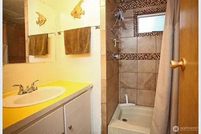 25691 E Valley View Drive, Lincoln, WA 99147 - Photo 10