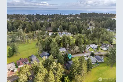 147 Octopus Avenue NE, Ocean Shores, WA 98569 - Photo 34