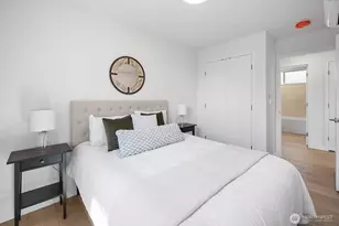 8833 B Wallingford Ave N, Seattle, WA 98103 - Photo 14