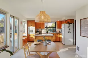 3308 N Narrows Dr, Tacoma, WA 98407 - Photo 10