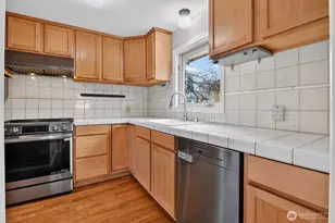 6522 38th Ave NE, Seattle, WA 98115 - Photo 10