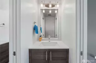 2833 3rd Ave W, Seattle, WA 98119 - Photo 14