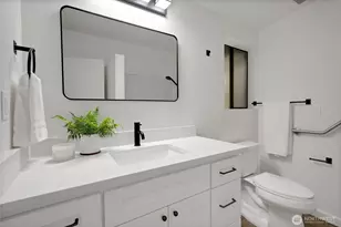 1316 SE 7th St, Puyallup, WA 98372 - Photo 10