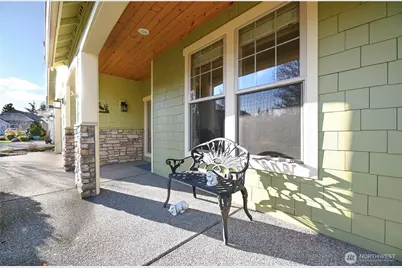 965 Chestnut Loop, Mount Vernon, WA 98274 - Photo 2