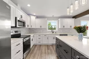 635 Elm St, Raymond, WA 98577 - Photo 6