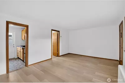 7870 Green Lake Drive N #10, Seattle, WA 98103 - Photo 12