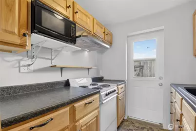 7870 Green Lake Drive N #10, Seattle, WA 98103 - Photo 16