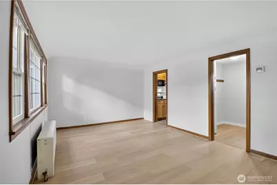 7870 Green Lake Drive N #10, Seattle, WA 98103 - Photo 10