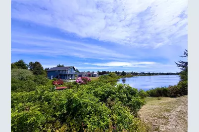 642 Weatherwax Loop NE, Ocean Shores, WA 98569 - Photo 2