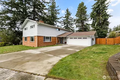 1552 NE Narrows Avenue, Oak Harbor, WA 98277 - Photo 2