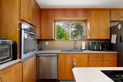 1552 NE Narrows Avenue, Oak Harbor, WA 98277 - Photo 18