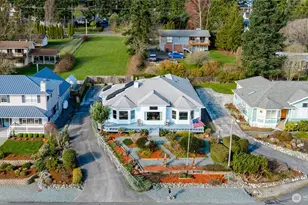 802 NW Krueger St, Coupeville, WA 98239 - Photo 4