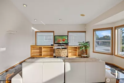 802 NW Krueger Street, Coupeville, WA 98239 - Photo 18