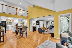 21609 NE 4th St, Sammamish, WA 98074 - Photo 10