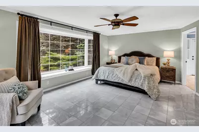 21609 NE 4th Street, Sammamish, WA 98074 - Photo 16