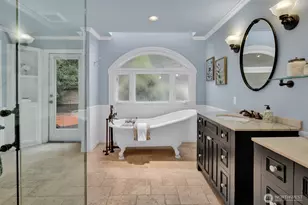 21609 NE 4th St, Sammamish, WA 98074 - Photo 18