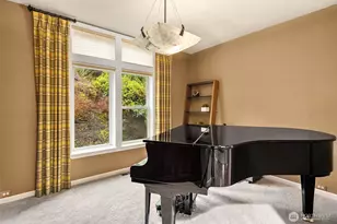 4020 Lake Washington Blvd SE, Bellevue, WA 98006 - Photo 14