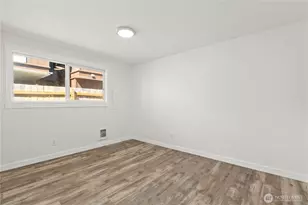 813 Woodford Ave N, Kent, WA 98031 - Photo 14