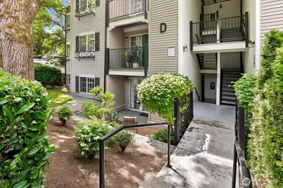 215 9th Street #D101, Kirkland, WA 98033 - Photo 1