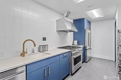 590 Waterfront Way #700, Vancouver, WA 98660 - Photo 38