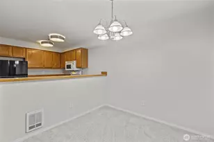 19404 Bothell Way NE, Bothell, WA 98011 - Photo 14