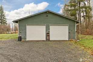 14125 Kapowsin Hwy E, Graham, WA 98338 - Photo 4