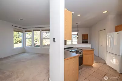 800 SE Parkside Place, College Place, WA 99324 - Photo 12