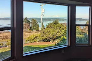 542 Dugualla Rd, Oak Harbor, WA 98277 - Photo 8