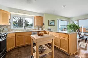 1505 W Beach Rd, Oak Harbor, WA 98277 - Photo 8