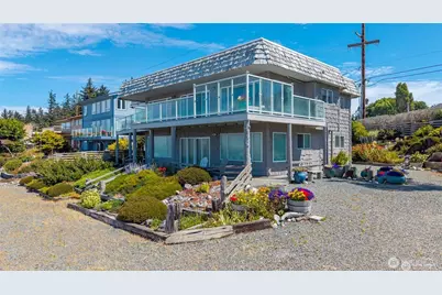 1505 West Beach Road, Oak Harbor, WA 98277 - Photo 1