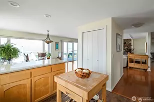 1505 W Beach Rd, Oak Harbor, WA 98277 - Photo 10